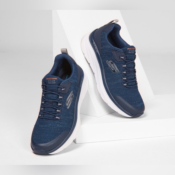 NWT: Skechers D’Lux Walker Pensive - Picture 2 of 7